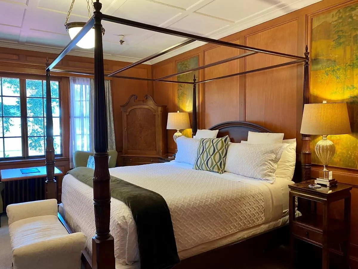 Hotel The Latch Inn Sidney