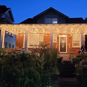 **** Inn Serene Canada